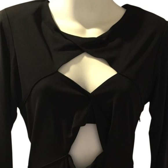 Vintage Famous Black  Dress ~  Size 4 - Picture 1 of 8